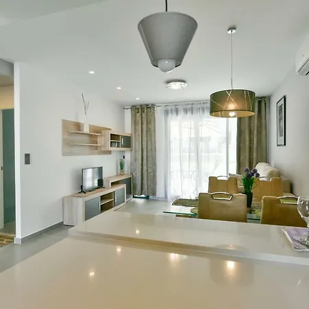 Oasis Beach Ix Puntaprima Apartamento